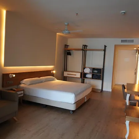 Hotel Brisamar Suites Coma-ruga Exterior photo