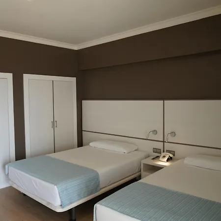 Hotel Brisamar Suites Coma-ruga Exterior photo